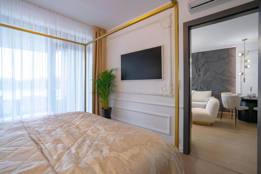 Eurovea Executive With Balcony * Bratislava